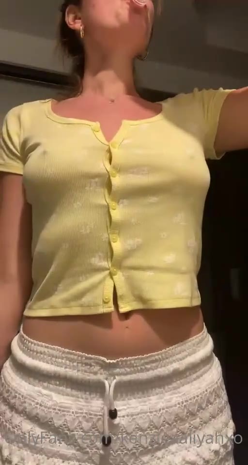 Kenzieaaliyahxo onlyfans porn leak 17