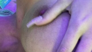 sara mascara boobs