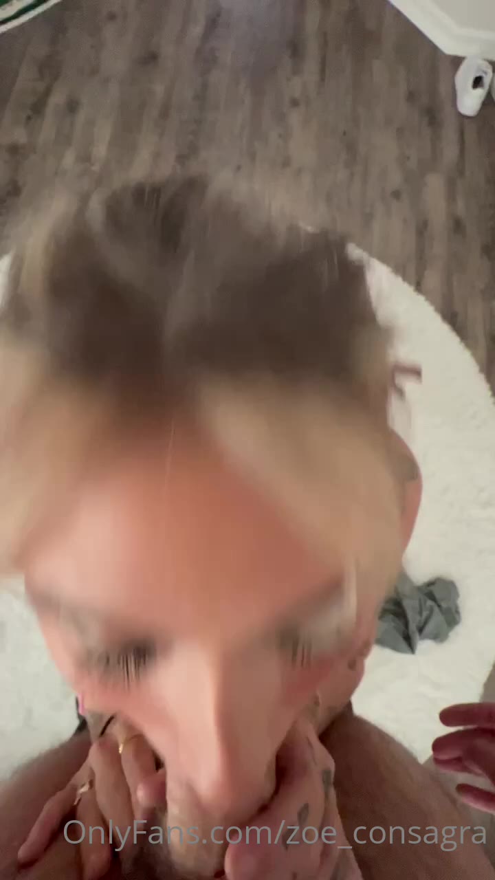 zoe consagra sex
