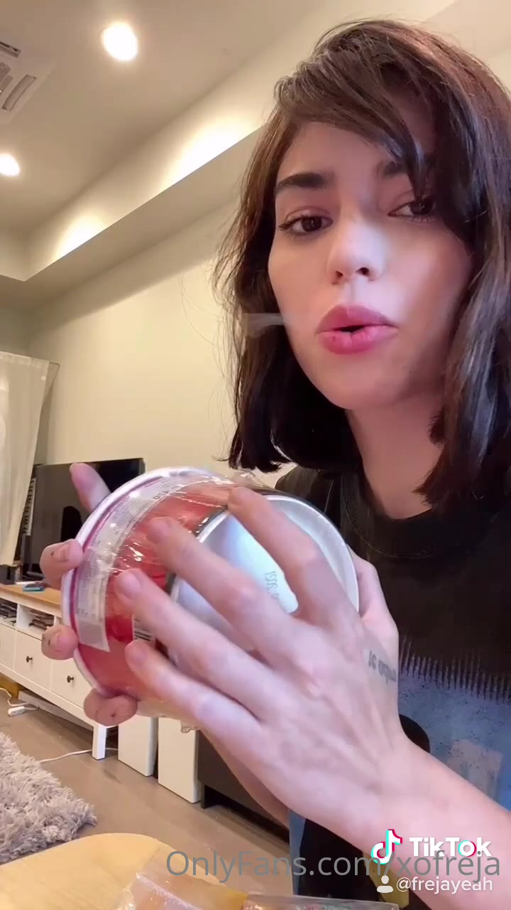 xofreja creampie