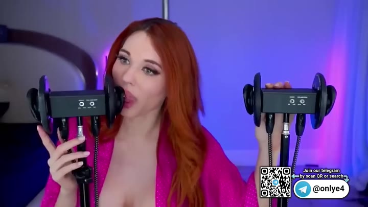 amouranth dildo