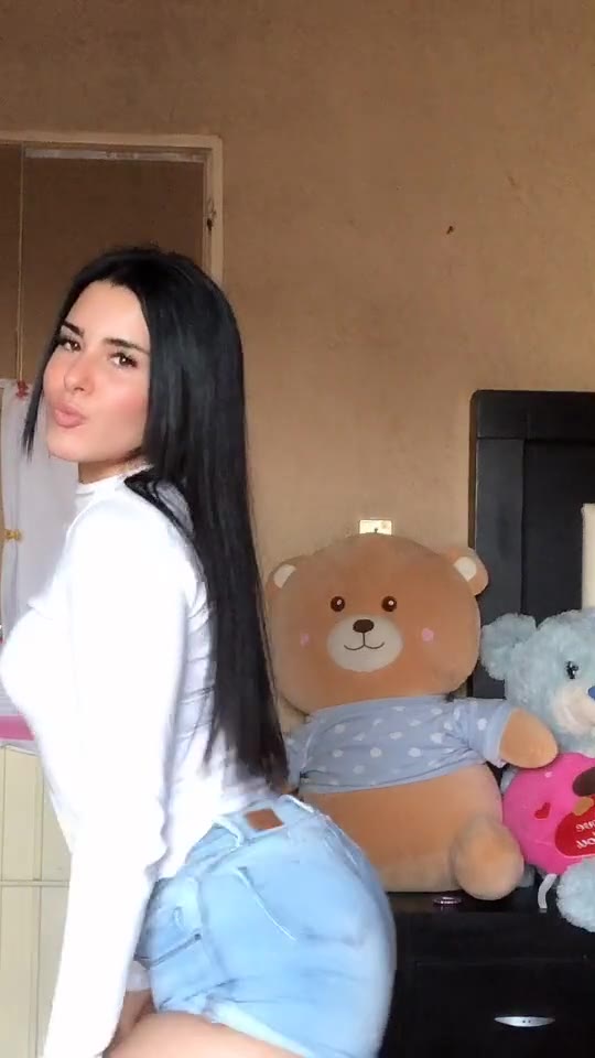 adriana.olivarez onlyfans videos