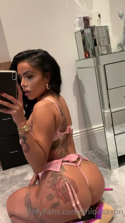chloe saxon demi rose
