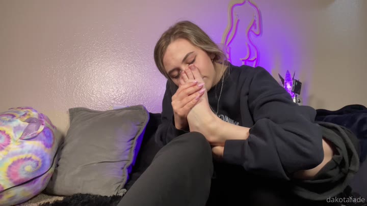 dakotafade nudes