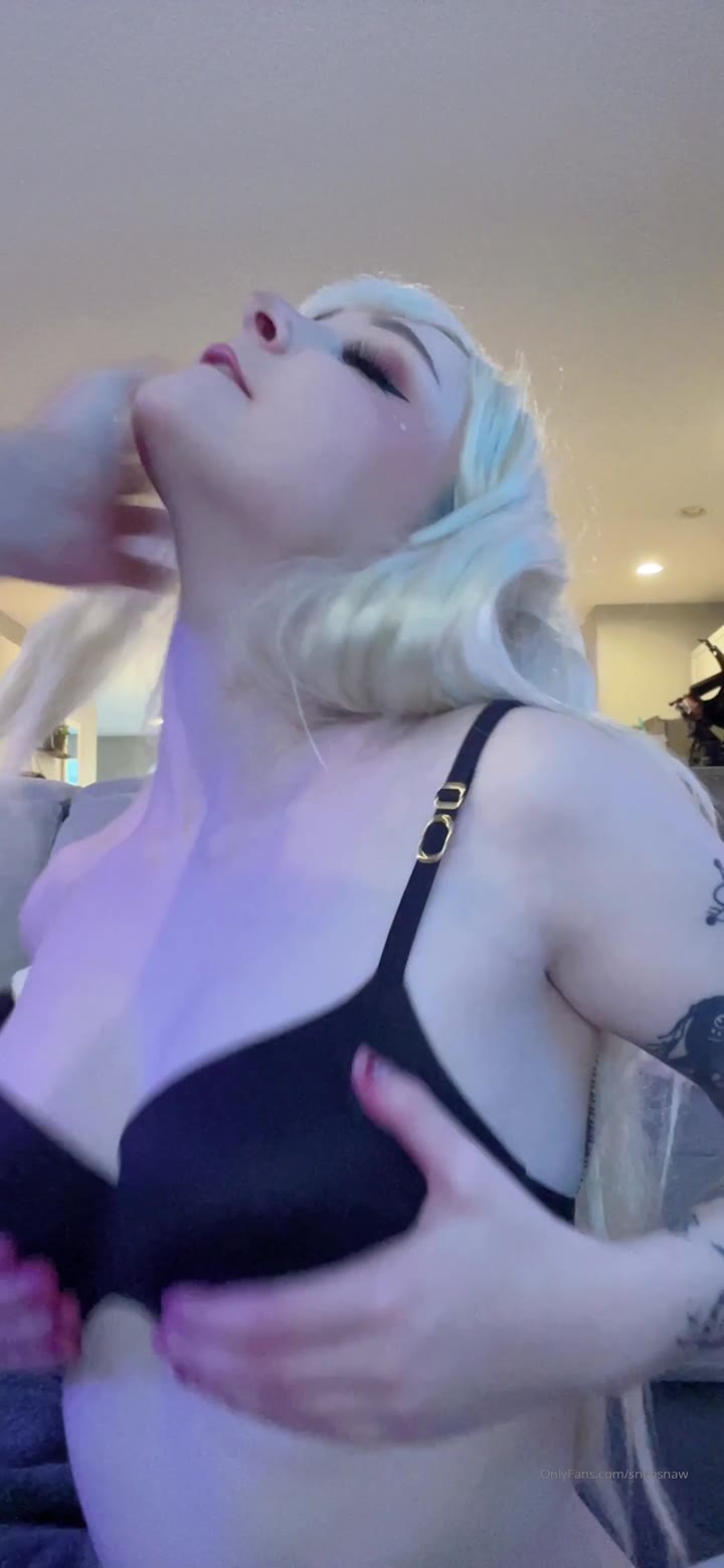 sneesnaw facial