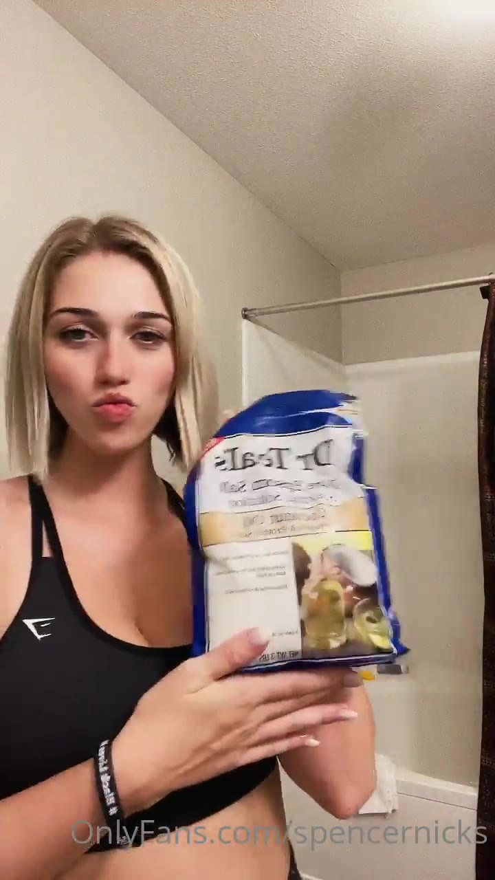 adela guerra video