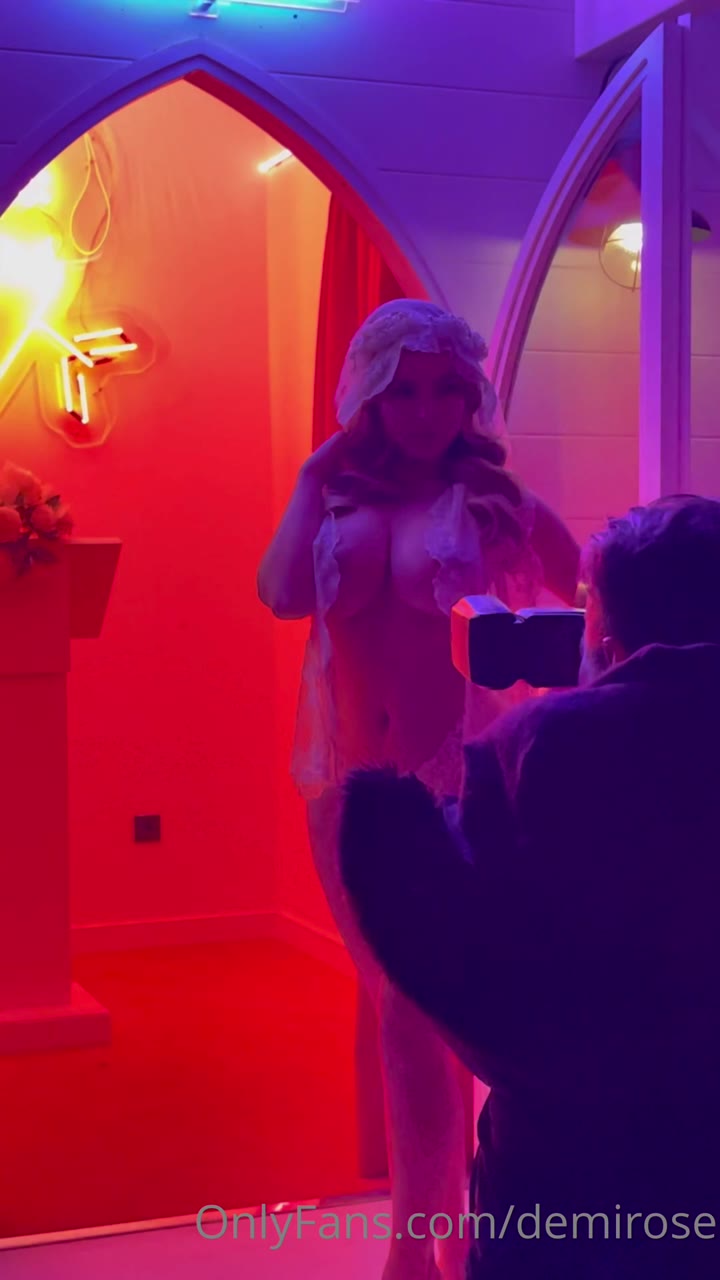 demirose nude onlyfans