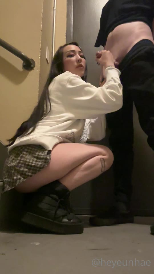 heyeunhae blowjob