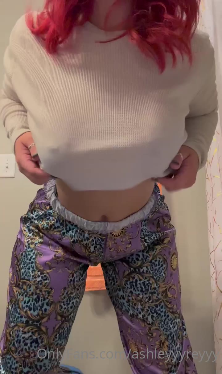 https://onlyfans.com/ashleyyyreyyy
