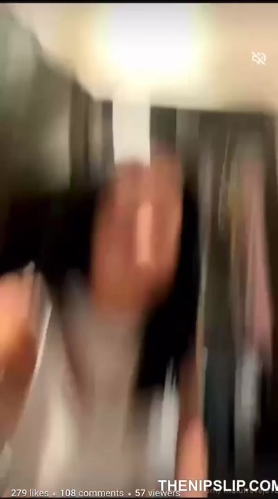 malu trevejo lesbian kiss