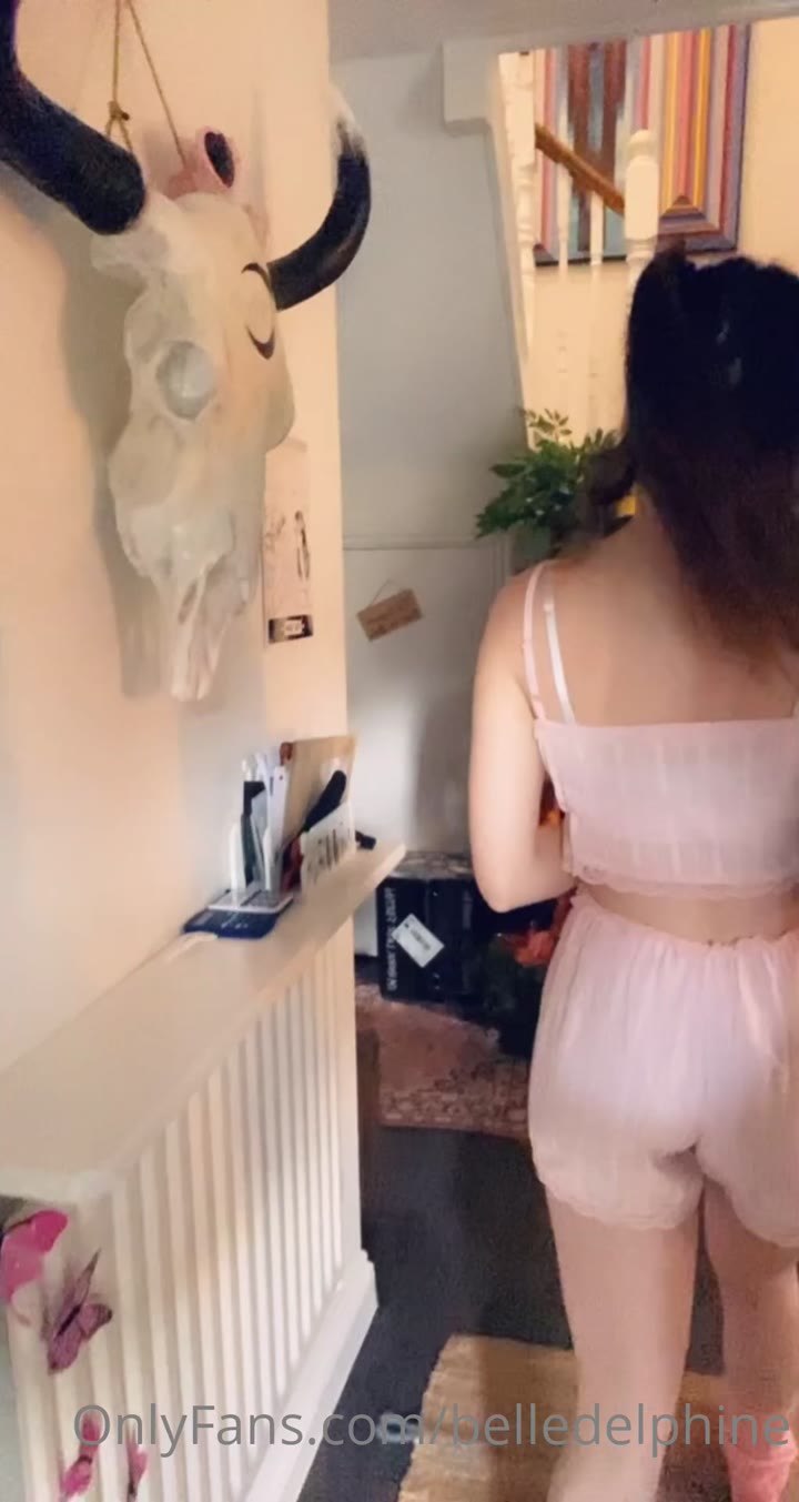 belledelphine pron