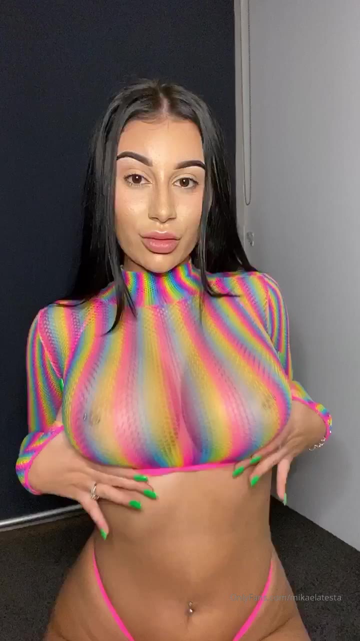 mikaela testa kid laroi