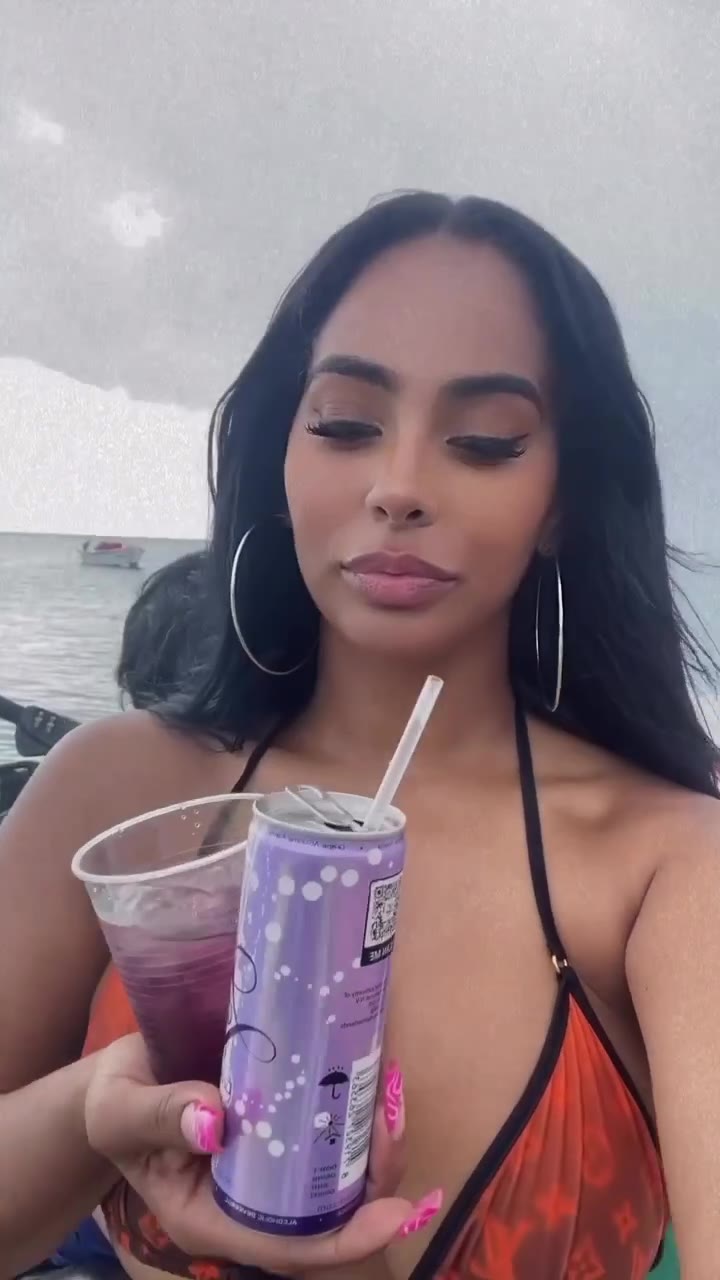 ayishadiaz imgur
