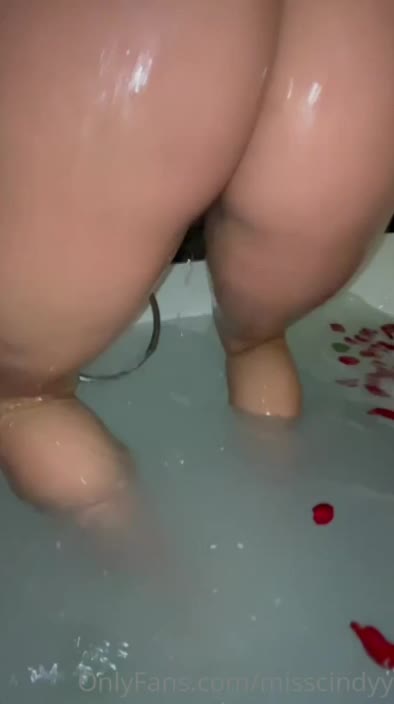 cindy tran twerking
