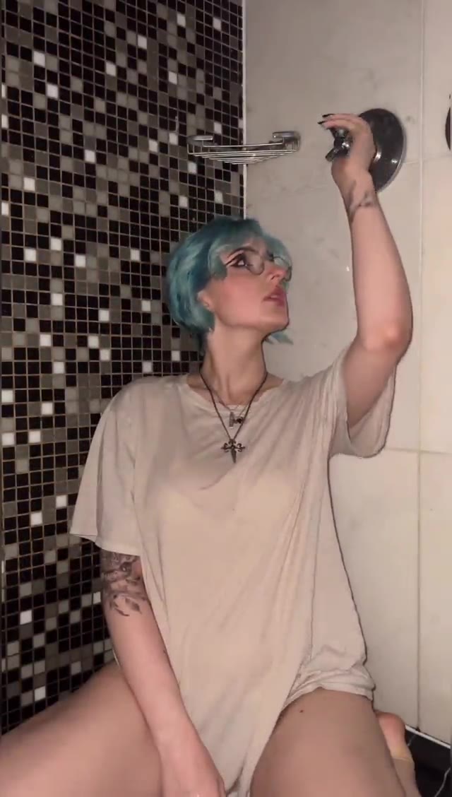 lyra crow onlyfans pics