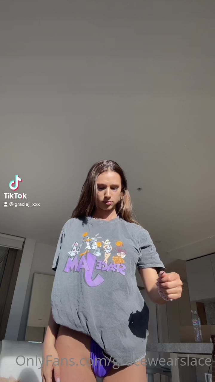 Gracewearslace onlyfans porn leak 181
