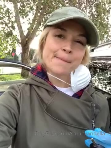 sarah vandella housewife
