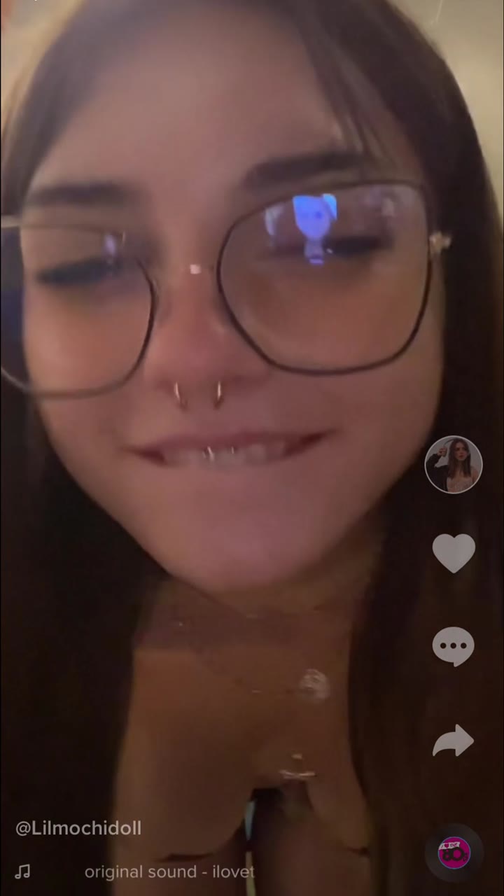 bitchesgirl lilmochidoll