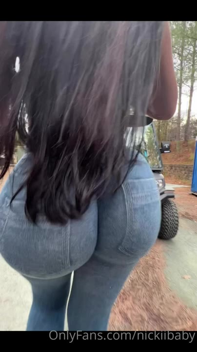 nickiitheboss huge ass