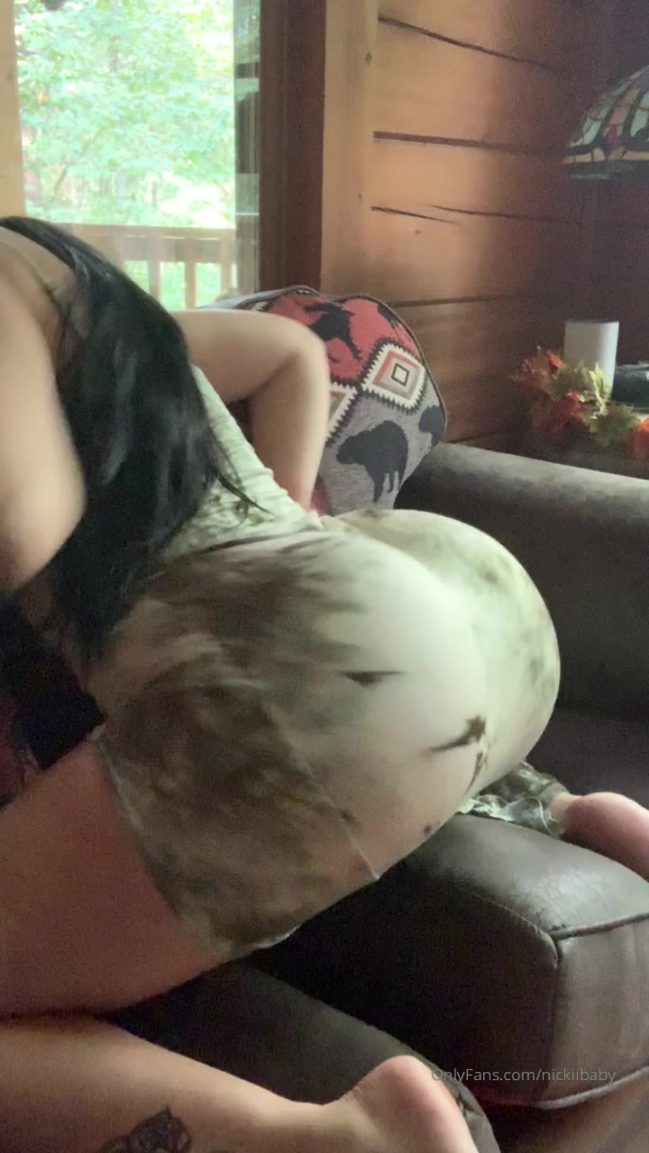 nickiibaby twerk