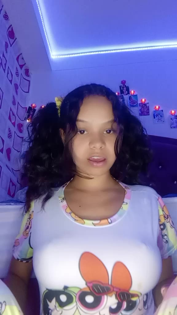 cheyla collins camgirl