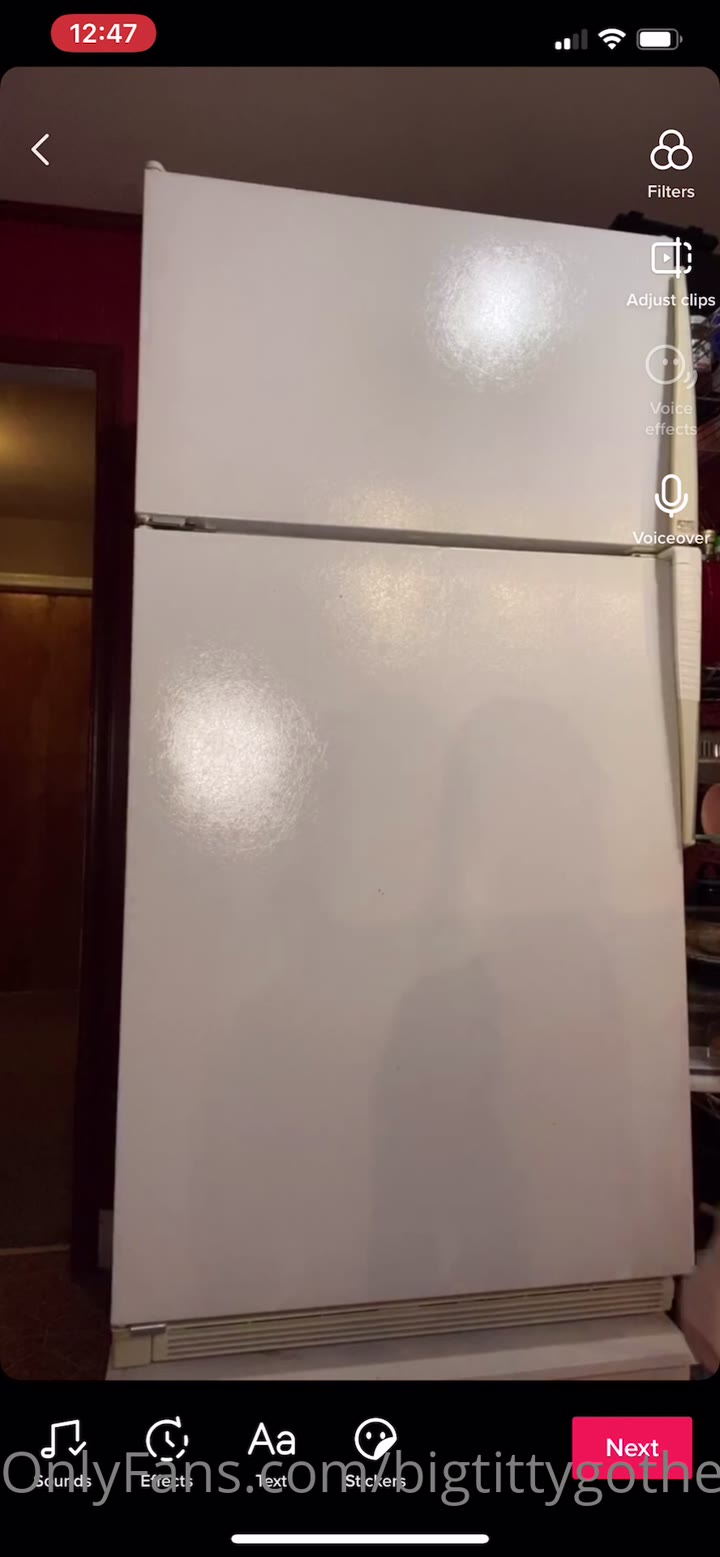 bigtittygothegg gifs