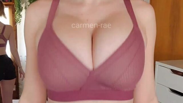 carmen-rae boobs