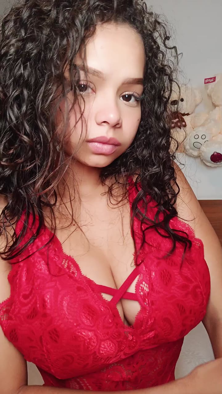 cheyla collins nude pics