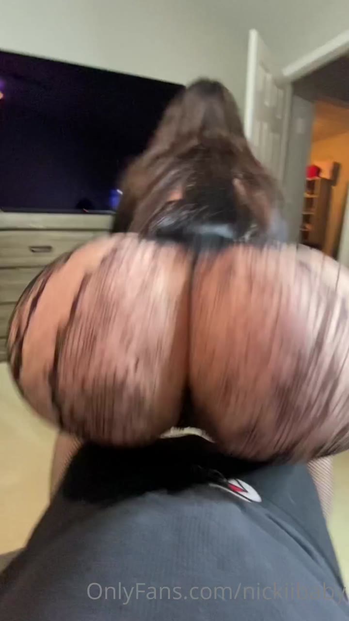 nickiitheboss ass clap