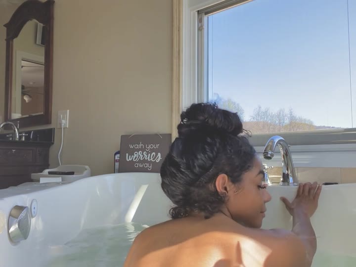 helayna maria nude