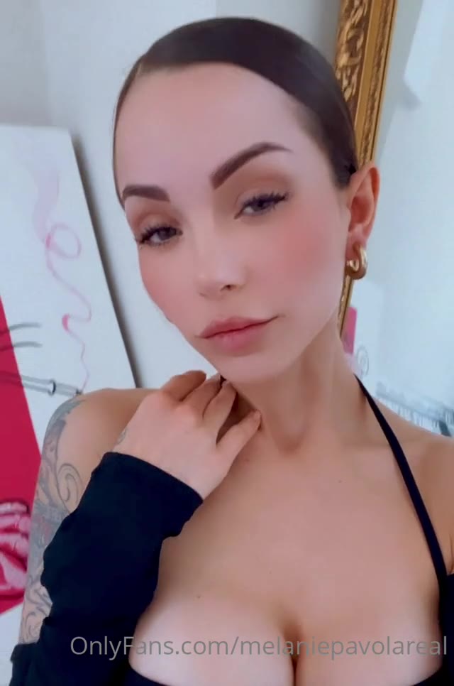 melanie pavola pack