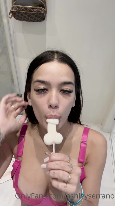 ashley maria serrano onlyfans