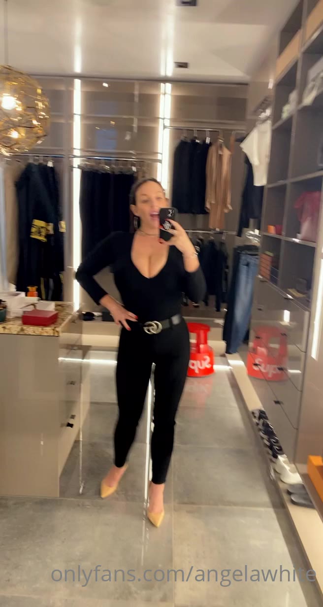 [onlyfans] angela white