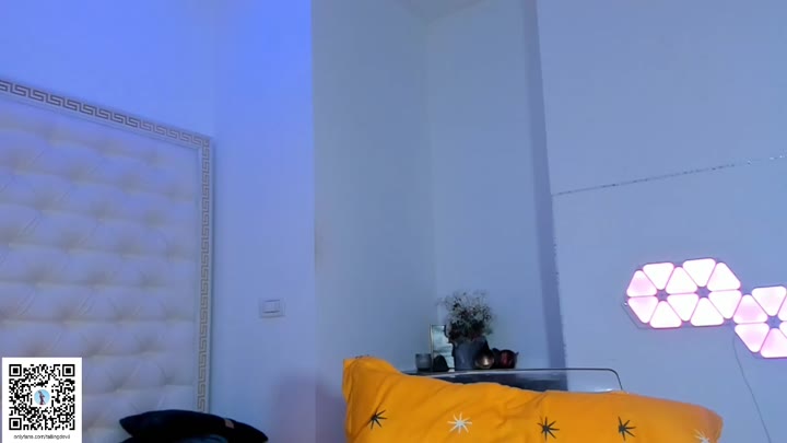 e-girl big tits Hotfallingdevil nudes leaked