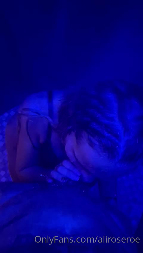 Sensational thick Aliroseroe blowjob