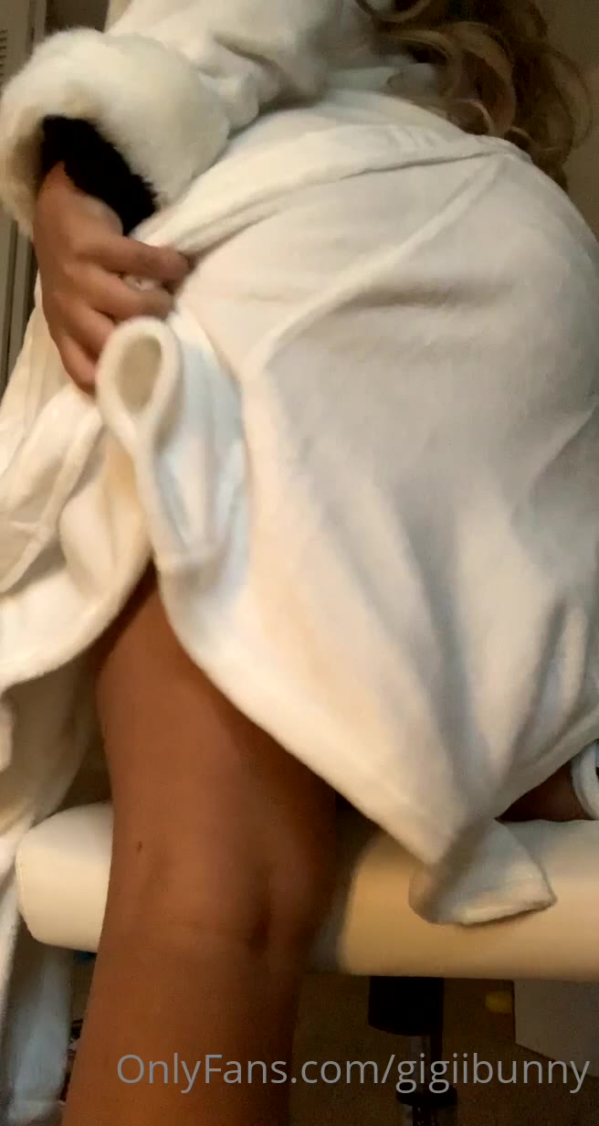 fuckdoll big tits Gigiibunny Leaked Onlyfans