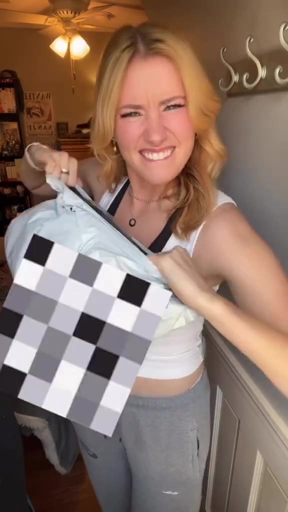 cumslut Petite ThousandHunny sex tape VIDFULL