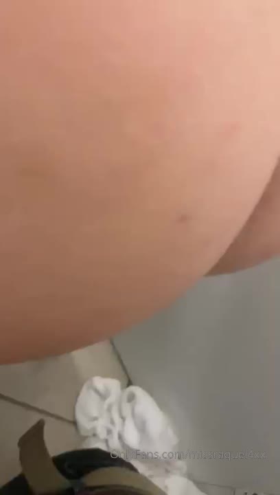 Brunette Miss Raquel blowjob Vid