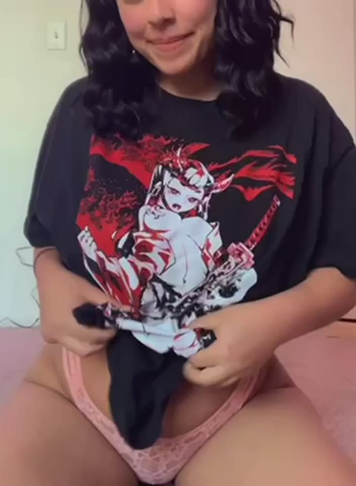 attractive Dripping natural tits Gigiibunny only fans leaks