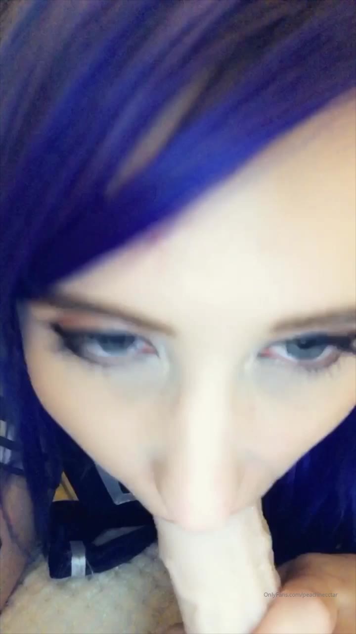 Sensational sexy hoe Whore PeachNecctar Fansly leaked
