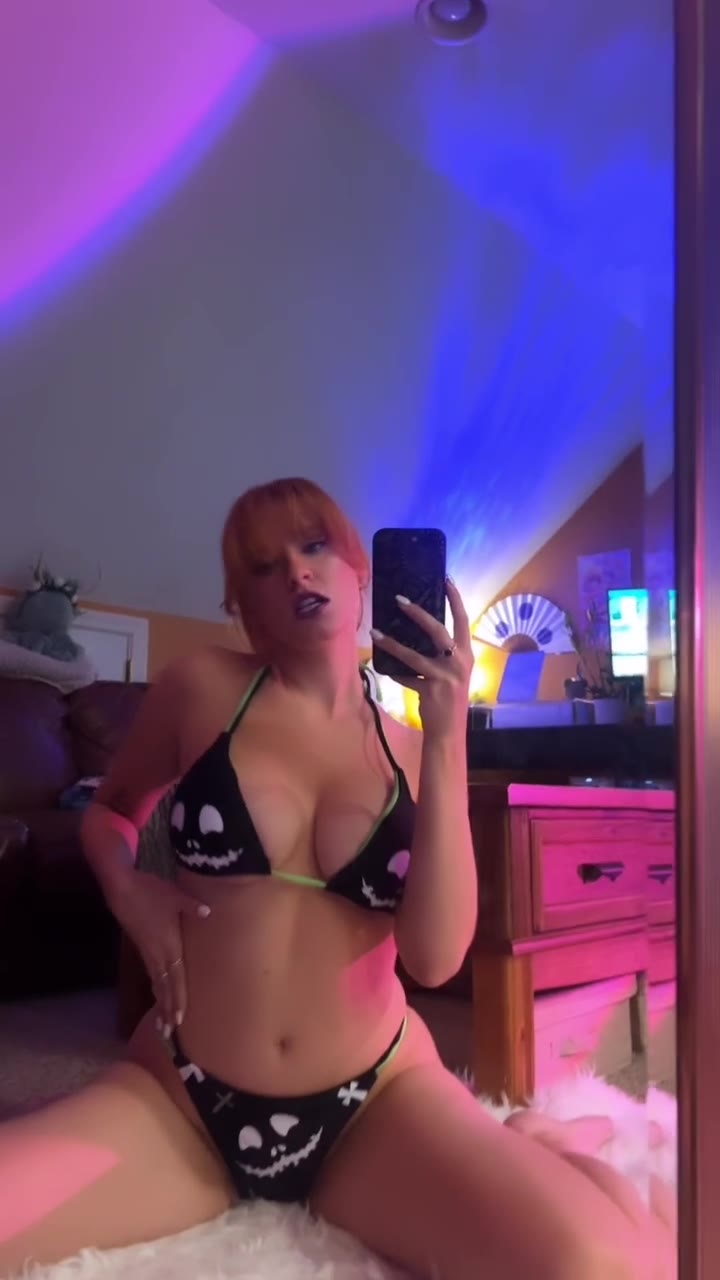 slut Red Hair ThousandHunny Porn PRIVATE Exposed