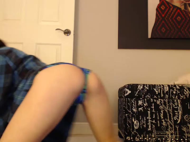 e-girl huge tits BirdyLovesIt ass Exposed