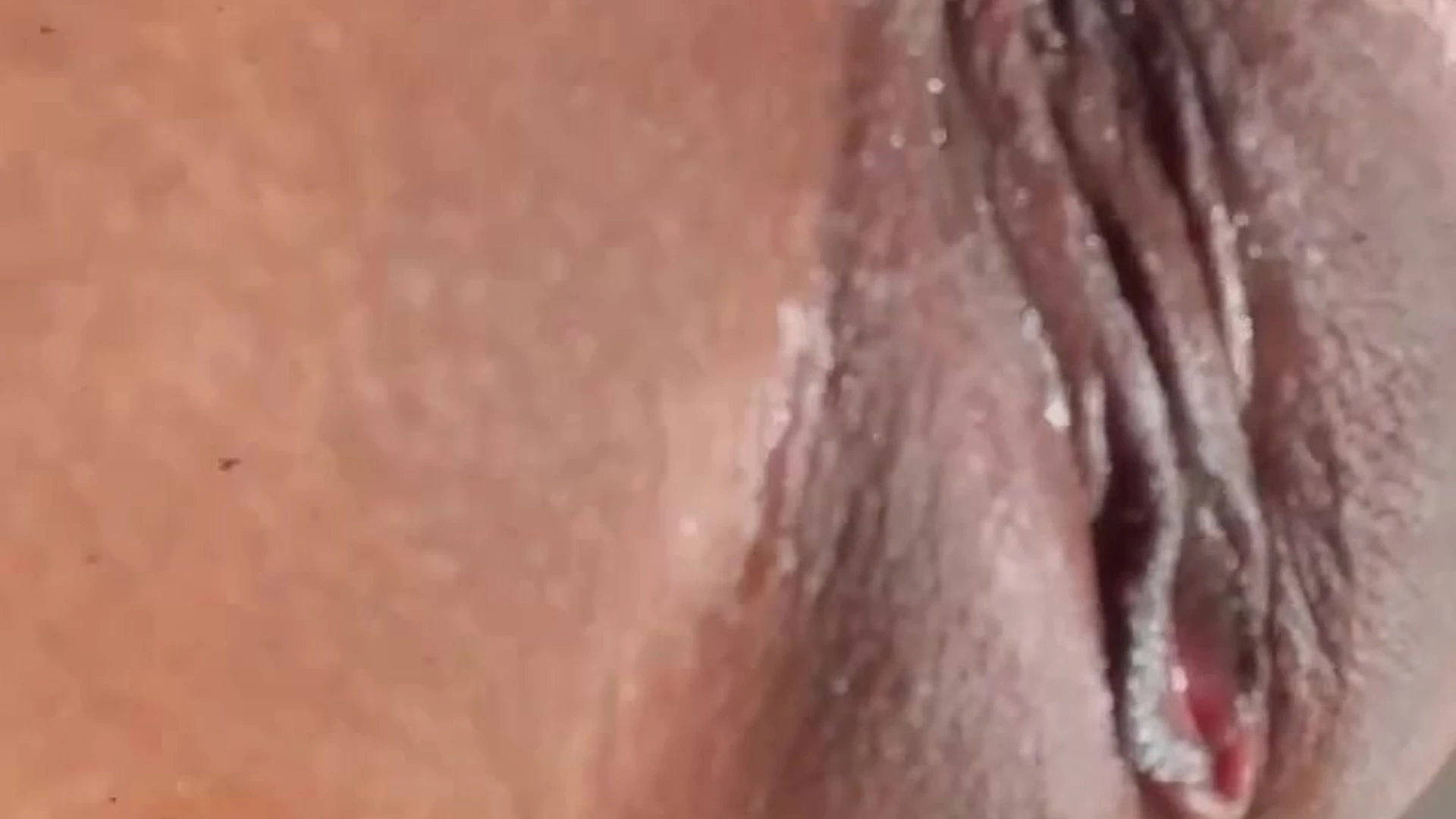 Epic impressive wet Luna Alessandra pussy