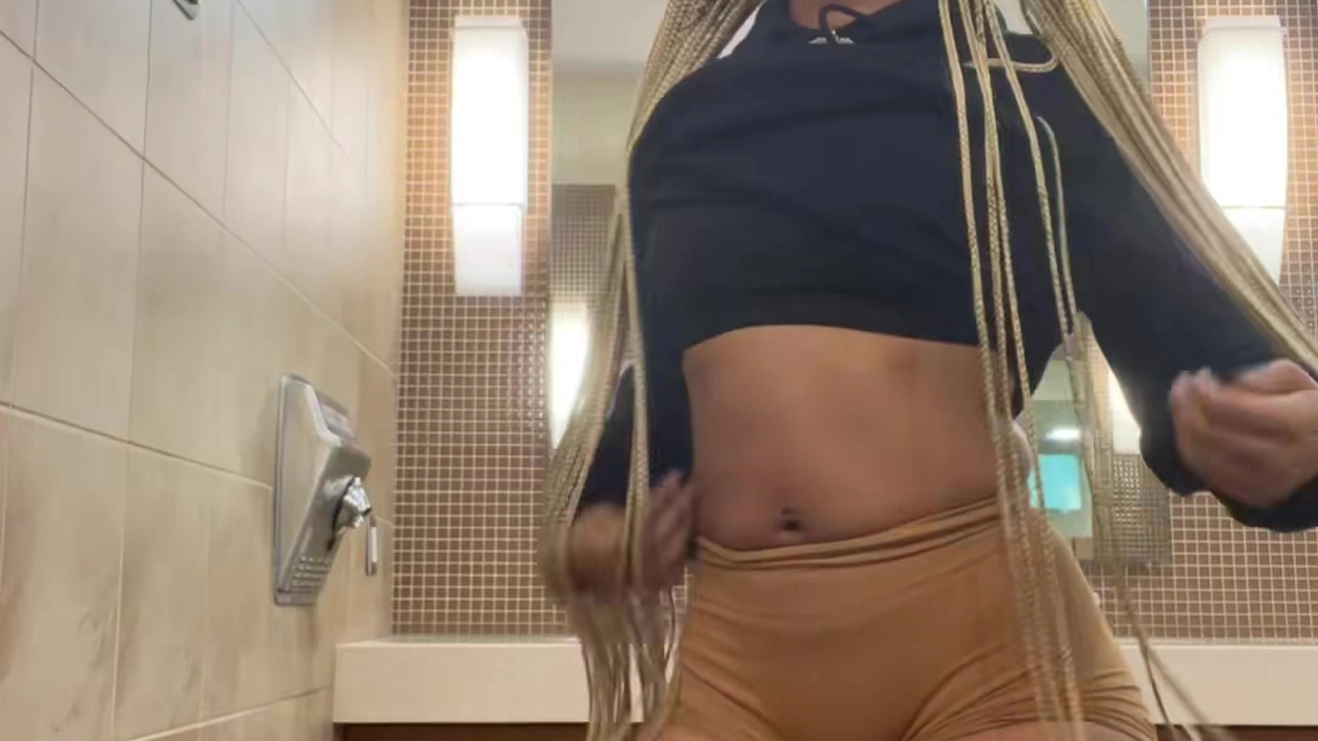 slutty babe big tits Aylathegoddess Leak Onlyfans