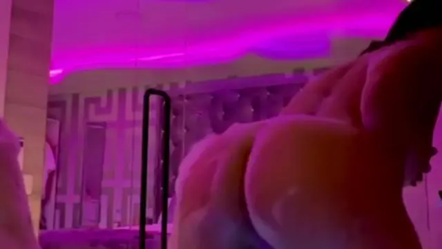 Exposed slut dildo lover Kate_Isobel tits