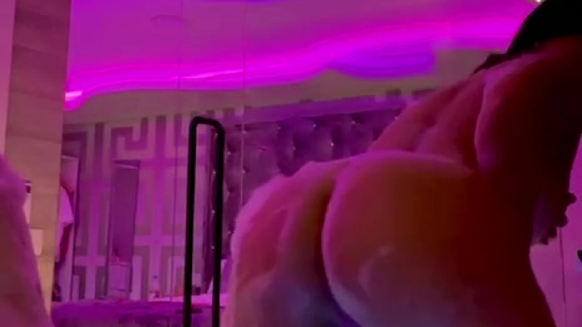Exposed slut dildo lover Kate_Isobel tits