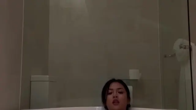 gorgeous petite Danie Jane l e a k e d Full Movie