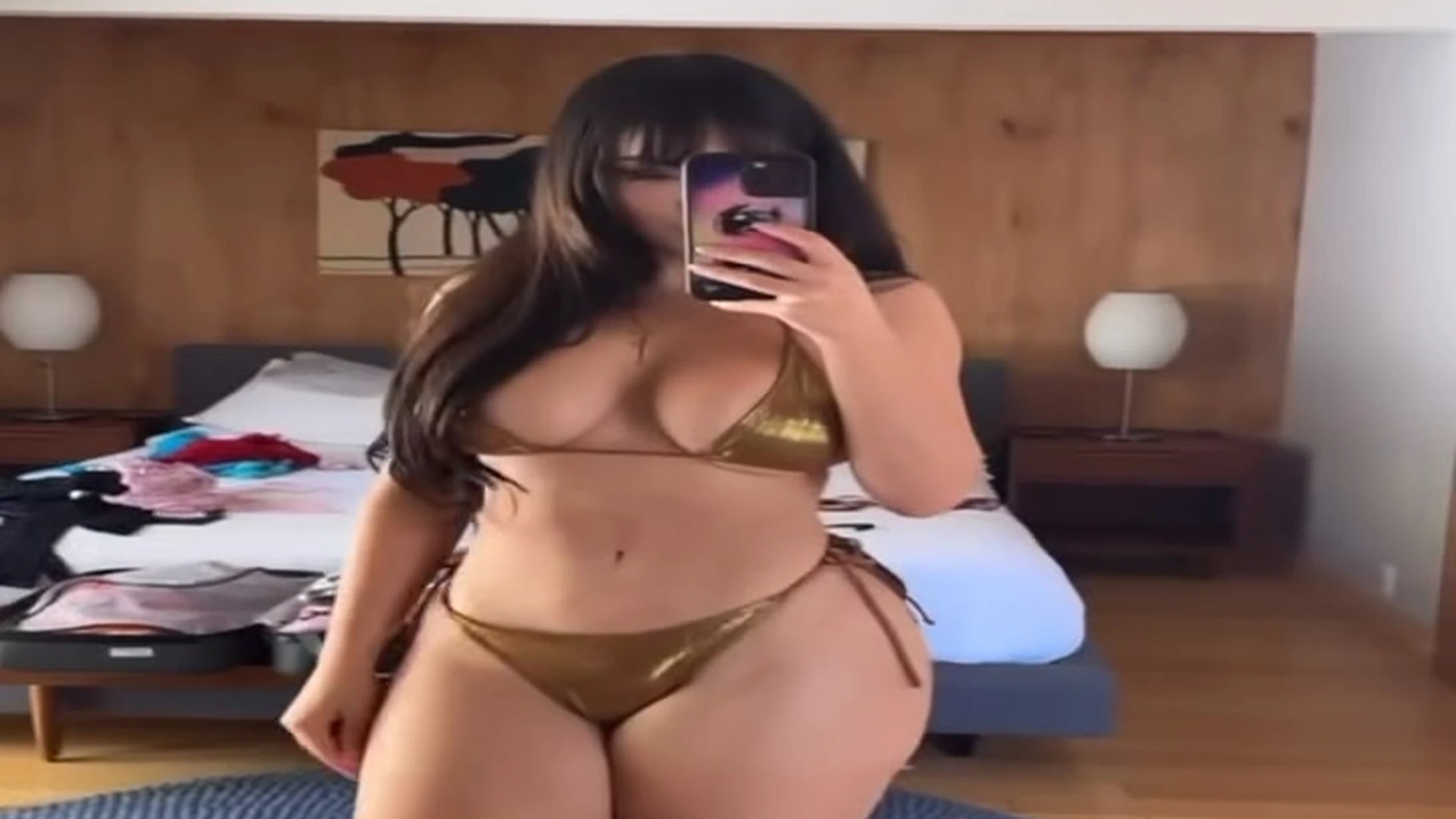Belgian Salome Munoz sex leak Sensational