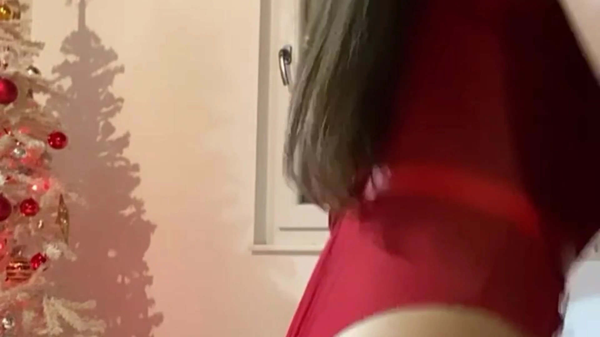Exposed cum dumpster Mixed Giulia Ottorini tits pic