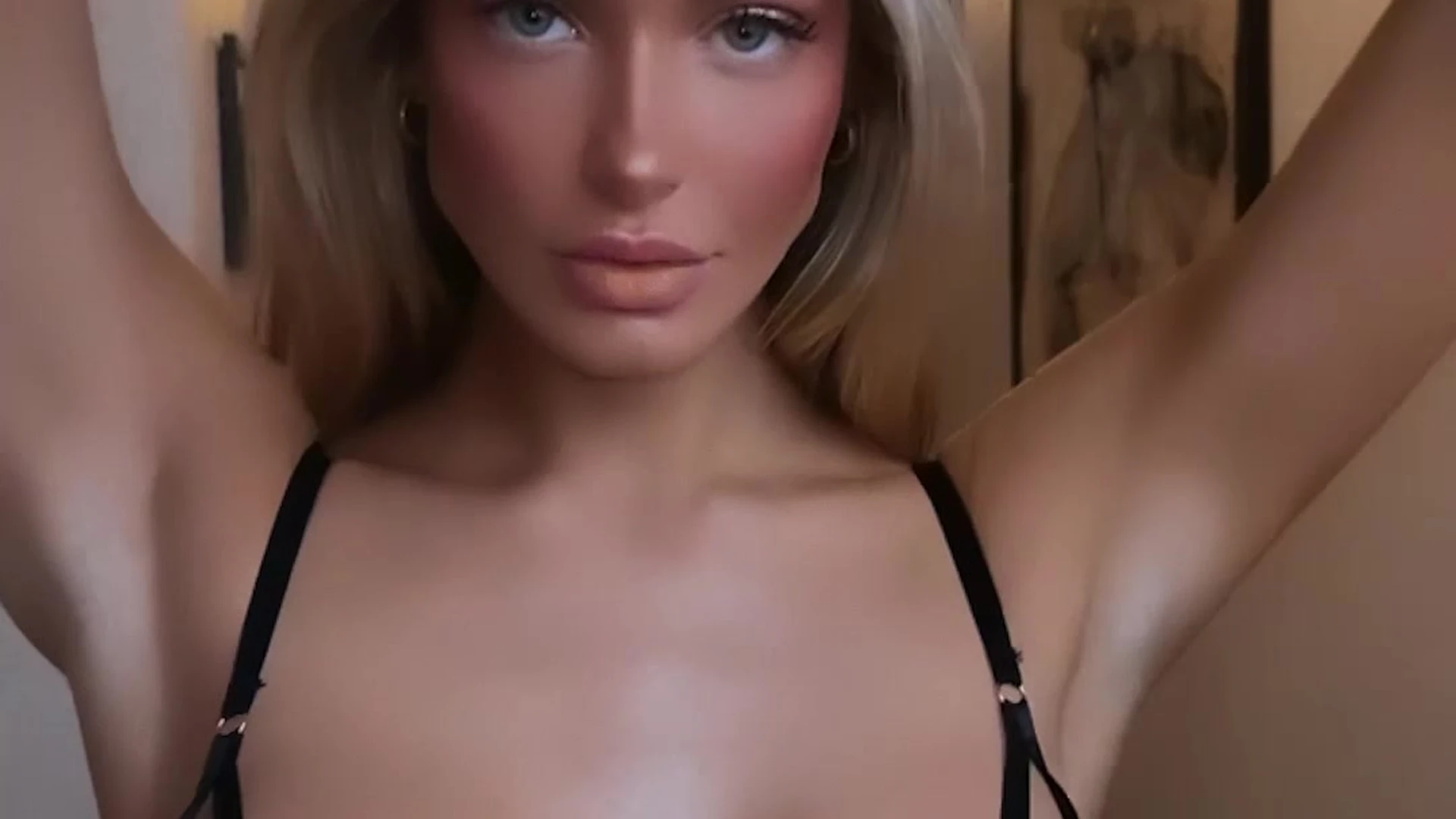 Babe Hannah Palmer real name Sensational